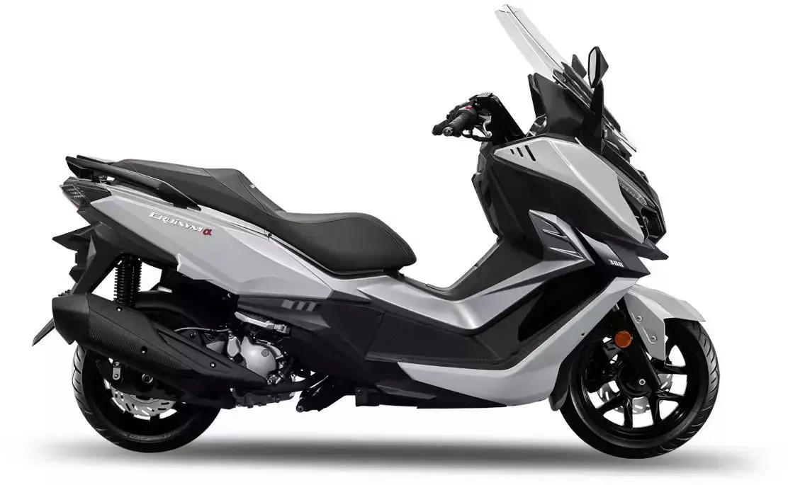 Максискутер Sym Cruisym (Сим Крусим) a 300 белый