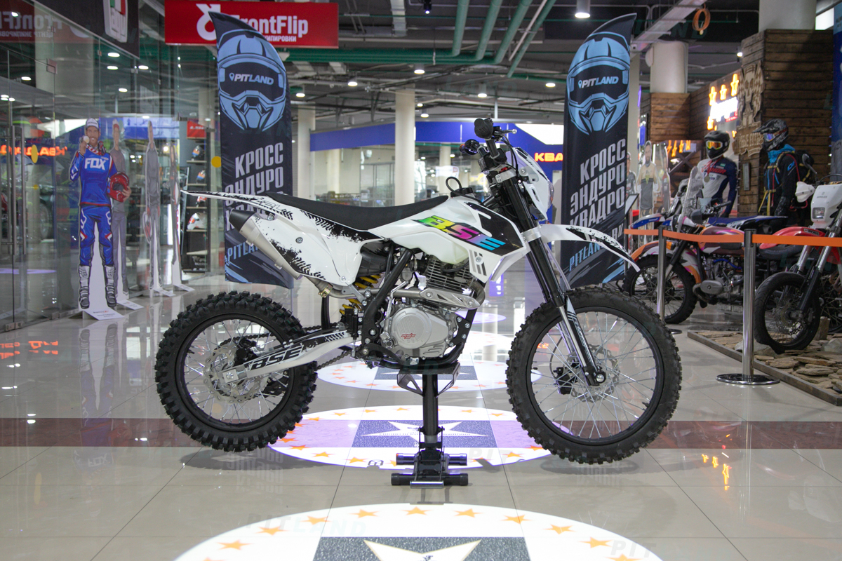 Эндуро / кроссовый мотоцикл BSE (БСЕ) Z2 L 19/16 Apex